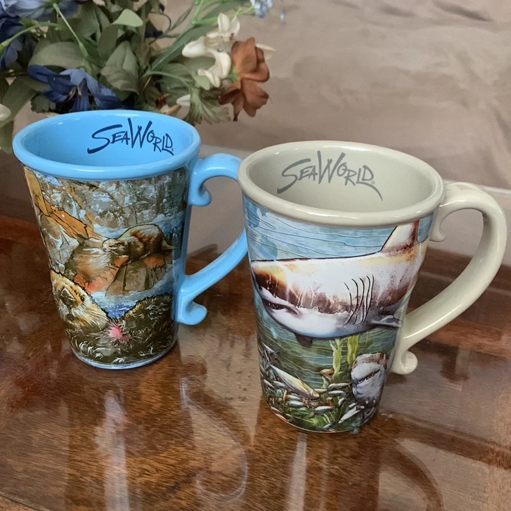 Sea World Embossed Mug Cup Set SeaWorld Souvenir Beverage Drink Ware Embossed
